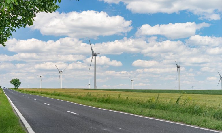 TAURON zwiększy moce wiatrowe