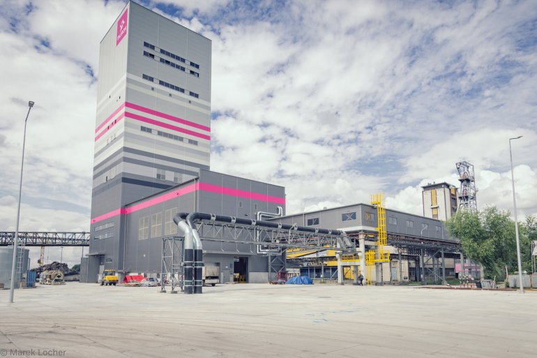 Finisz inwestycji. Ruszył transport wielką windą